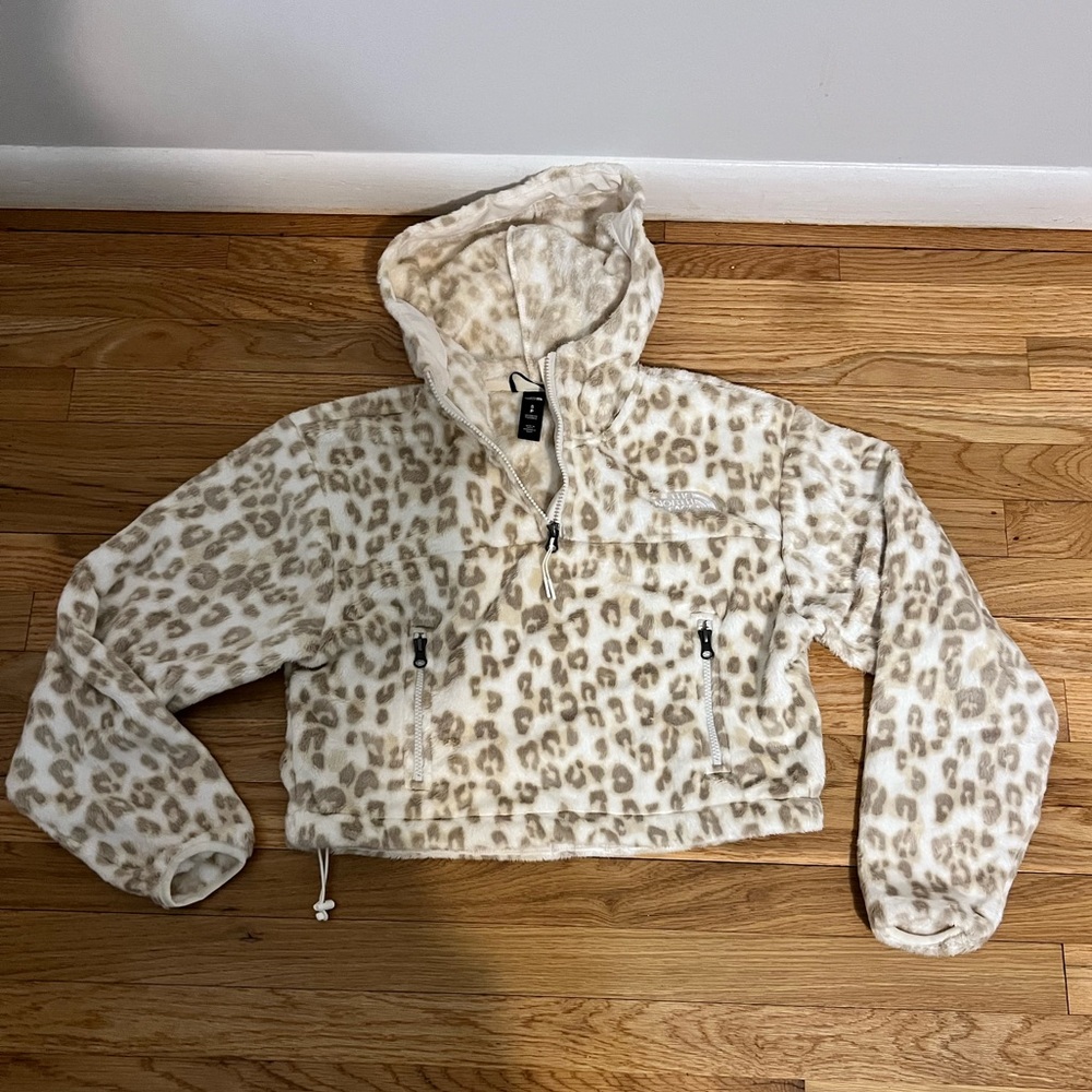 North Face Cheetah Print Cropped half zip hoodie - Size Small, NWOT!